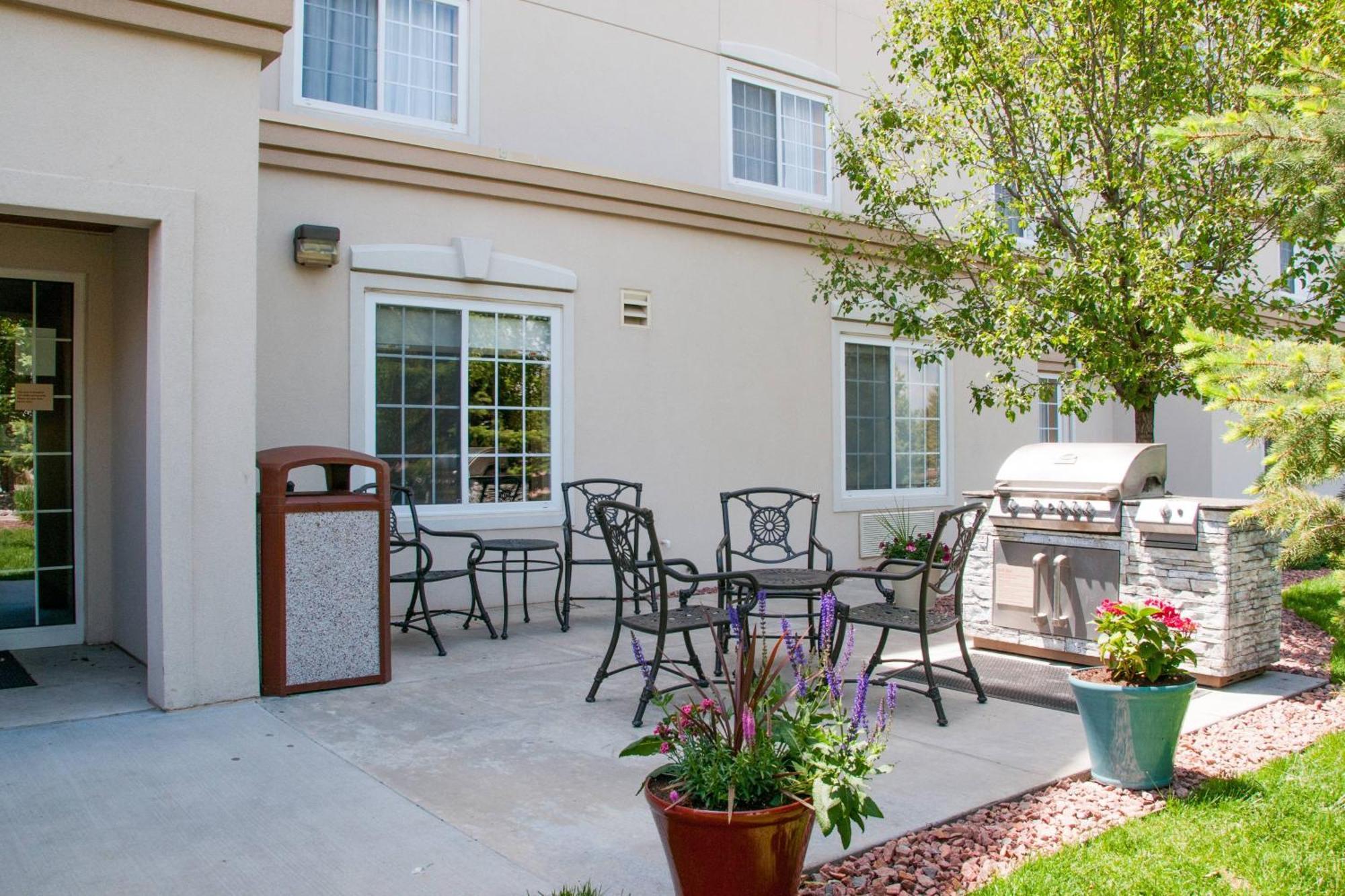 Towneplace Suites By Marriott Colorado Springs South Exterior photo