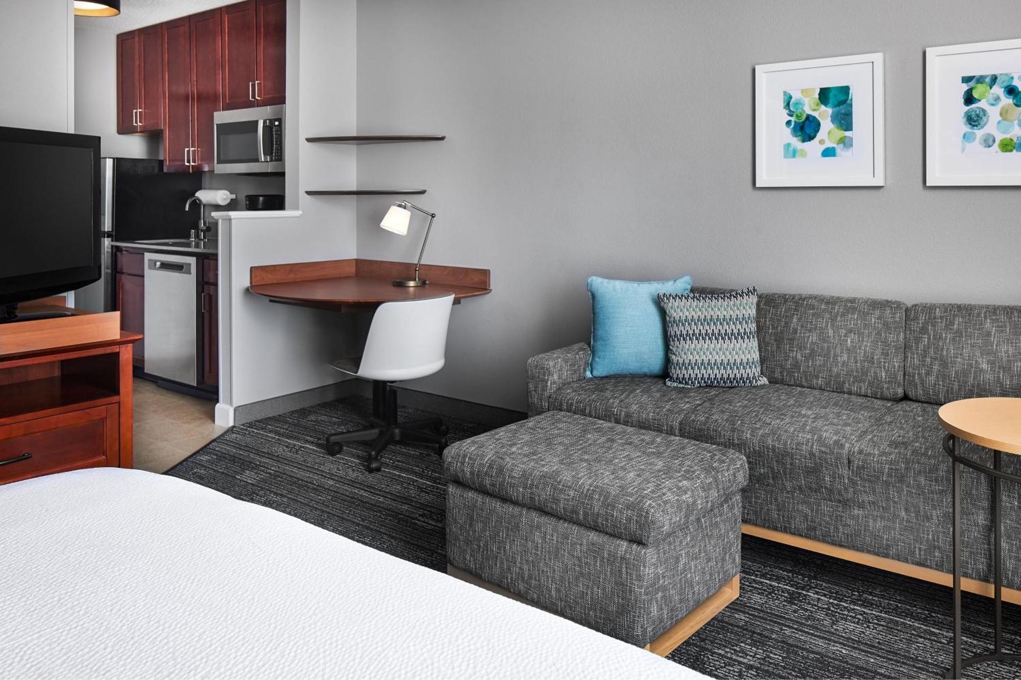 Towneplace Suites By Marriott Colorado Springs South Exterior photo