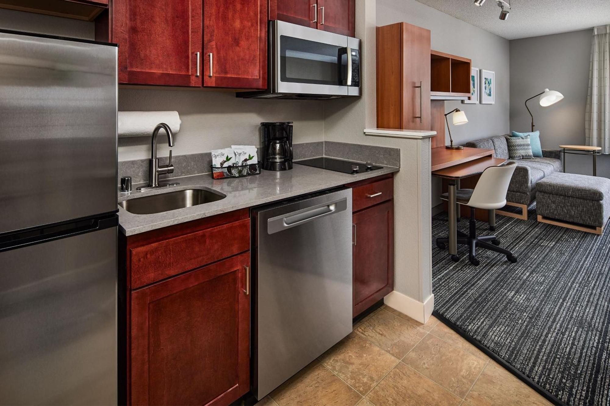 Towneplace Suites By Marriott Colorado Springs South Exterior photo