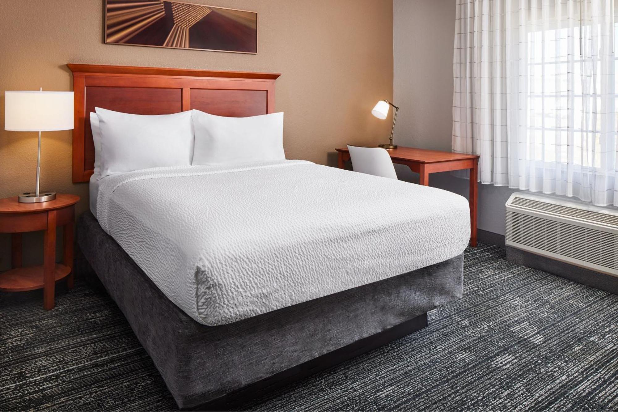 Towneplace Suites By Marriott Colorado Springs South Exterior photo